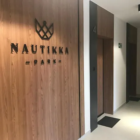 D-7 W Obiekcie Nautikka Park